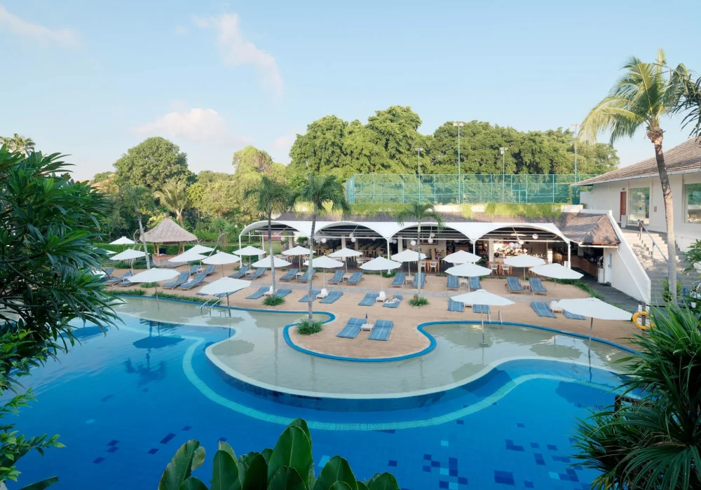 SOOGIORNO A BALI - INDONESIA - AGOSTO 8 blu zea sandybeachpool 1