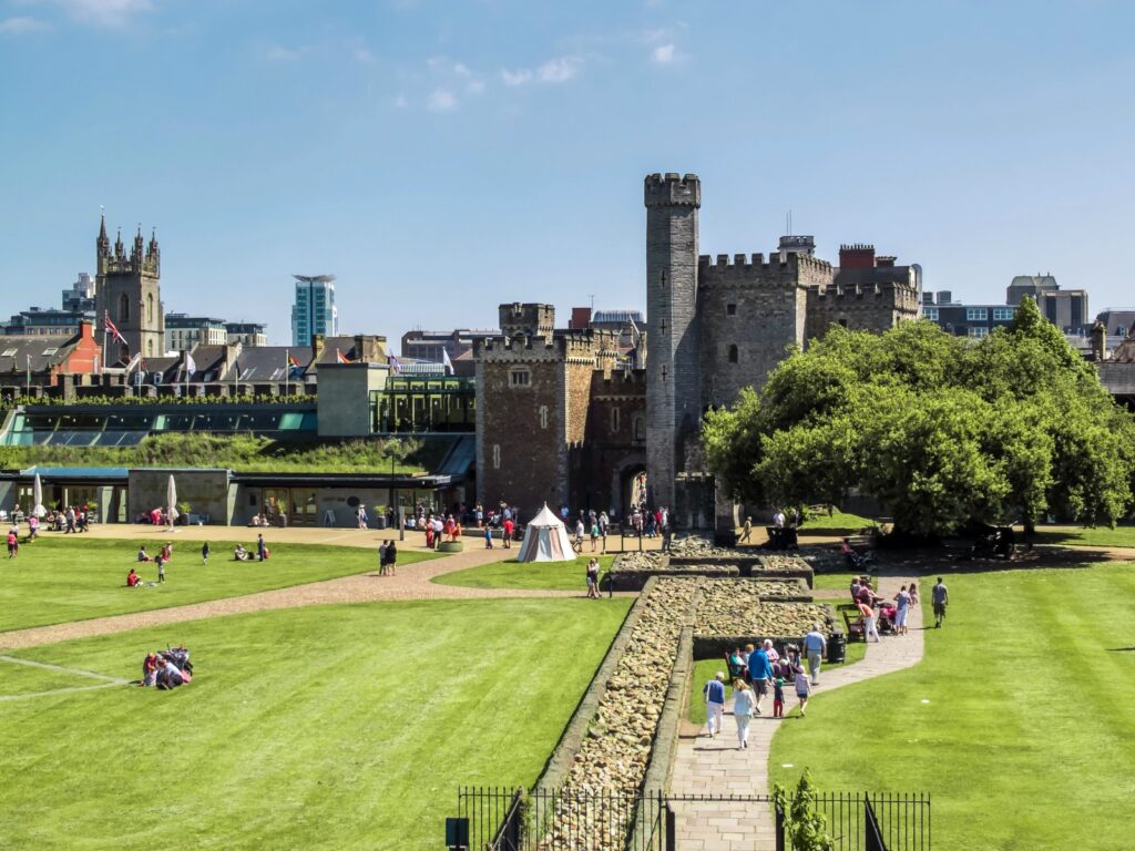 TOUR DELL' INGHILTERRA E GALLES 6 galles cardiff giardini castello hd