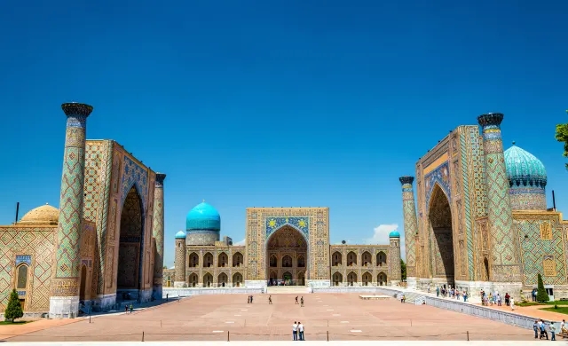 VIAGGIO IN UZBEKISTAN 9 shutterstock 512805349 zaygqp