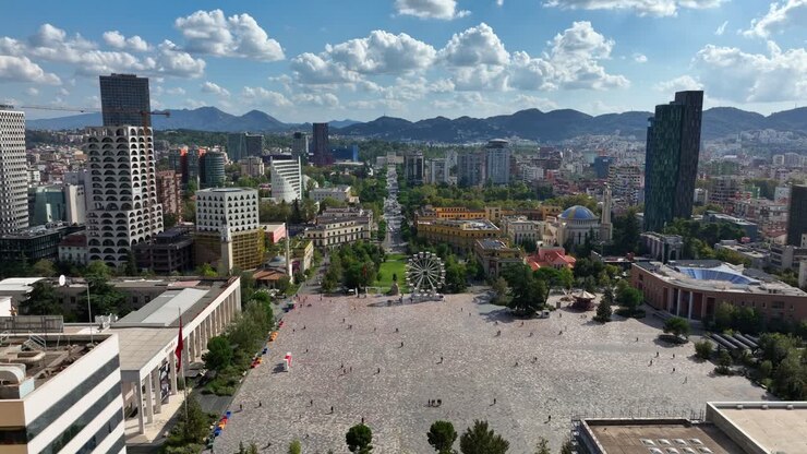 TOUR DELL'ALBANIA TRA TIRANA E IL MARE CRISTALLINO 1 large