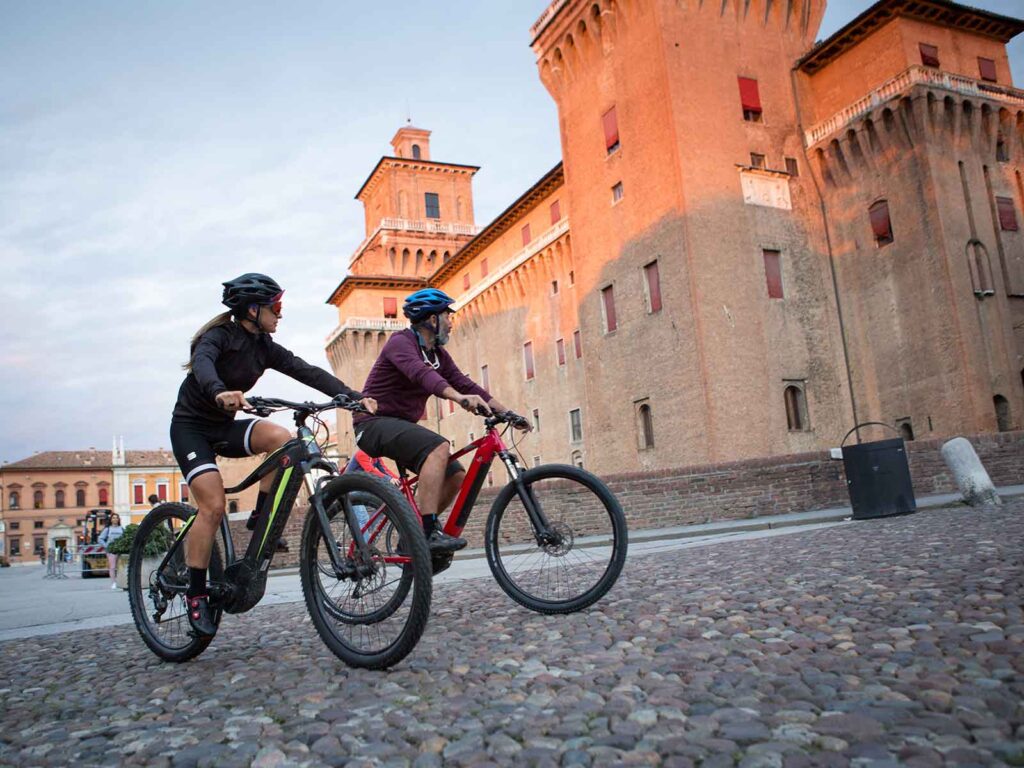 TOUR IN BICI PER GRUPPO E FAMIGLIA ALLA SCOPERTA DI FERRARA 1 ferrara gallery4